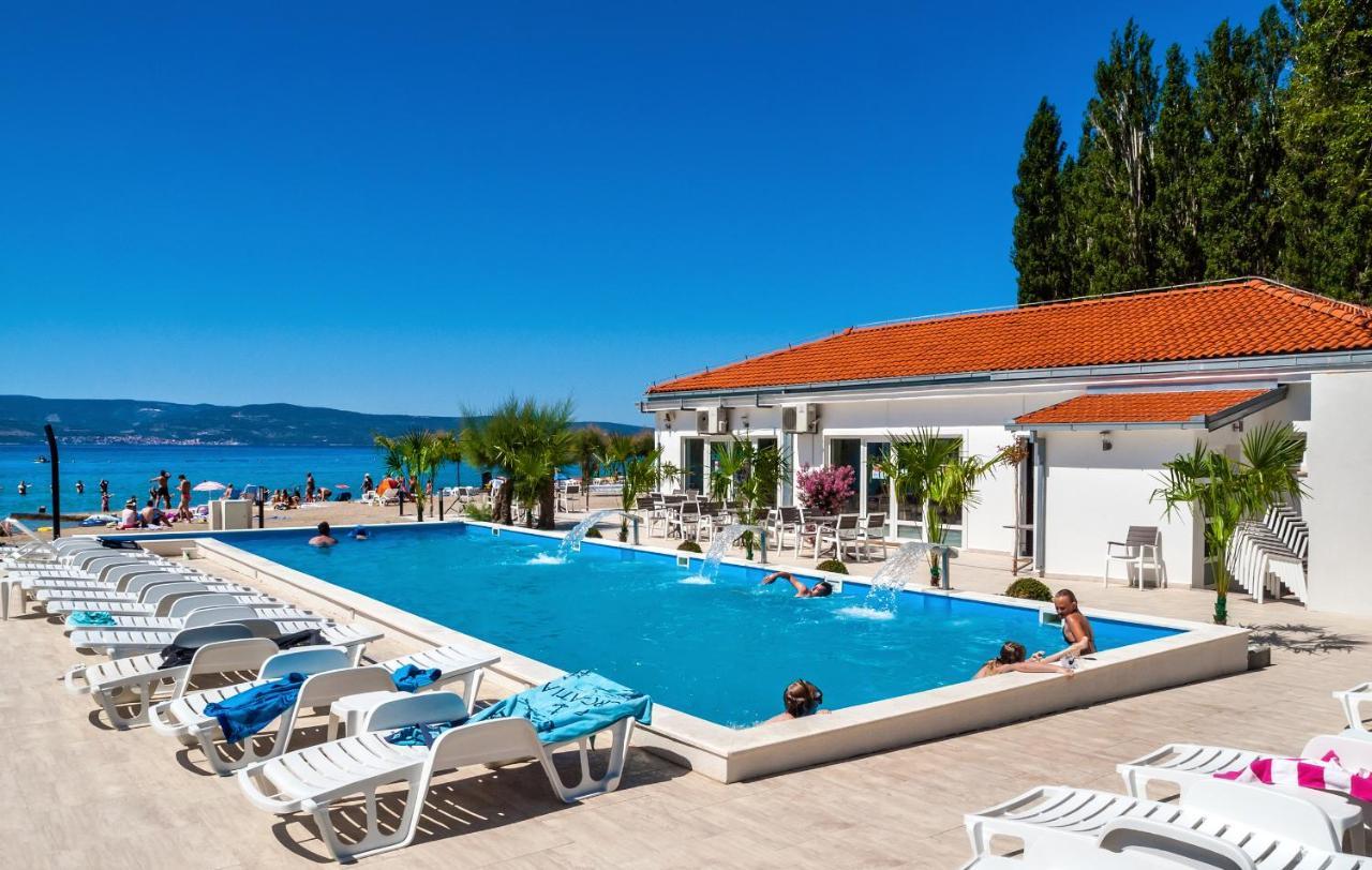 Camping Almissa Omis Exterior photo